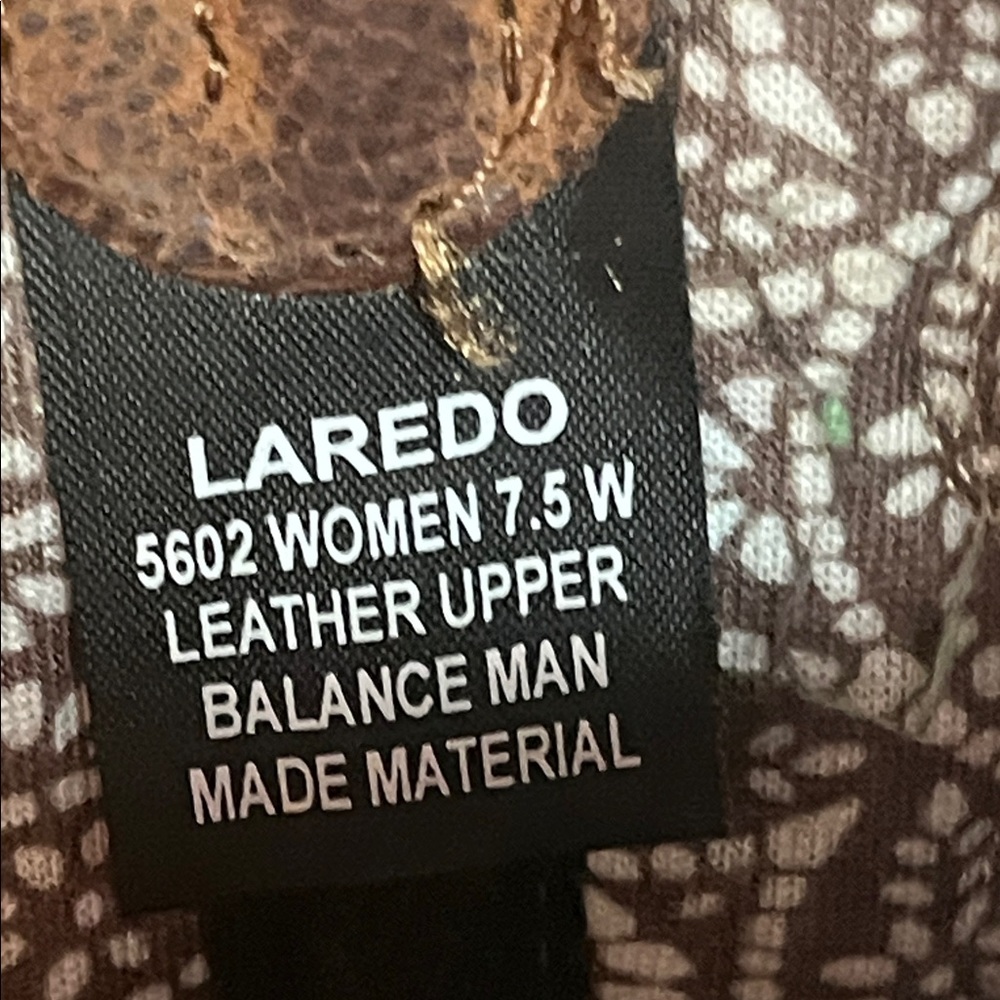 Laredo Distressed Brown Embroidered Western Heeled Boots - Picture 2 of 13